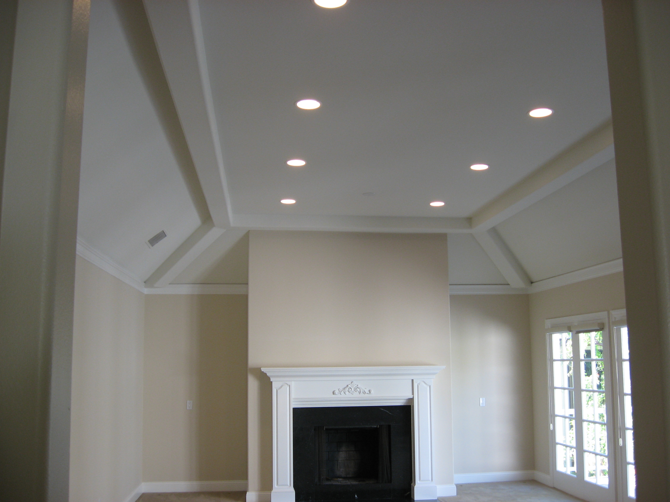 Inter-City Electric Image